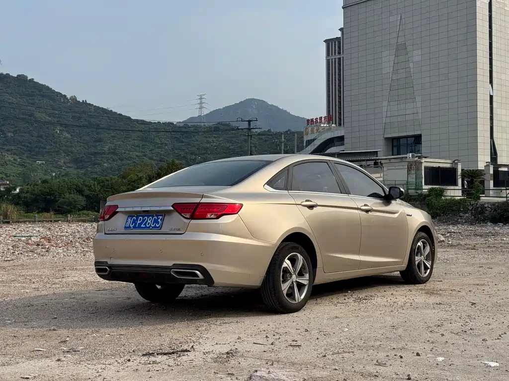 Geely Emgrand GL — миниатюра 6