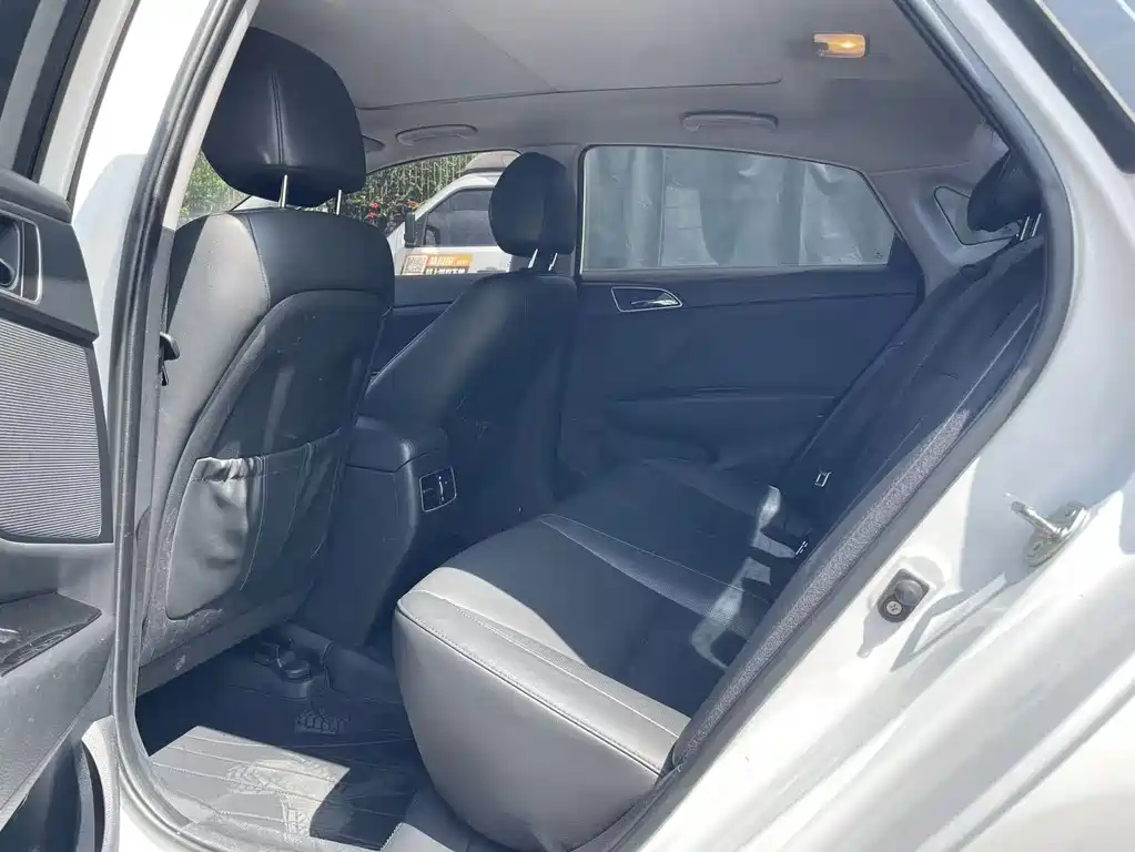 Hyundai Mistra — миниатюра 6
