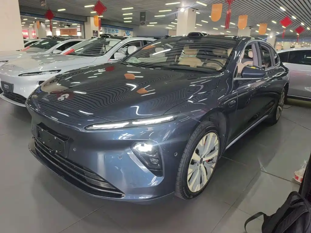 NIO ET7