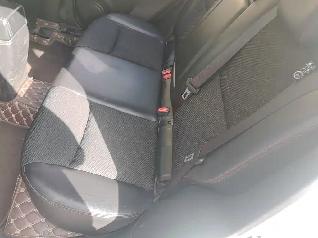 Nissan Qashqai — миниатюра 15