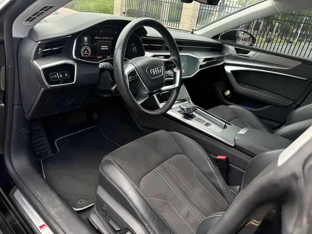 Audi A7L — миниатюра 4