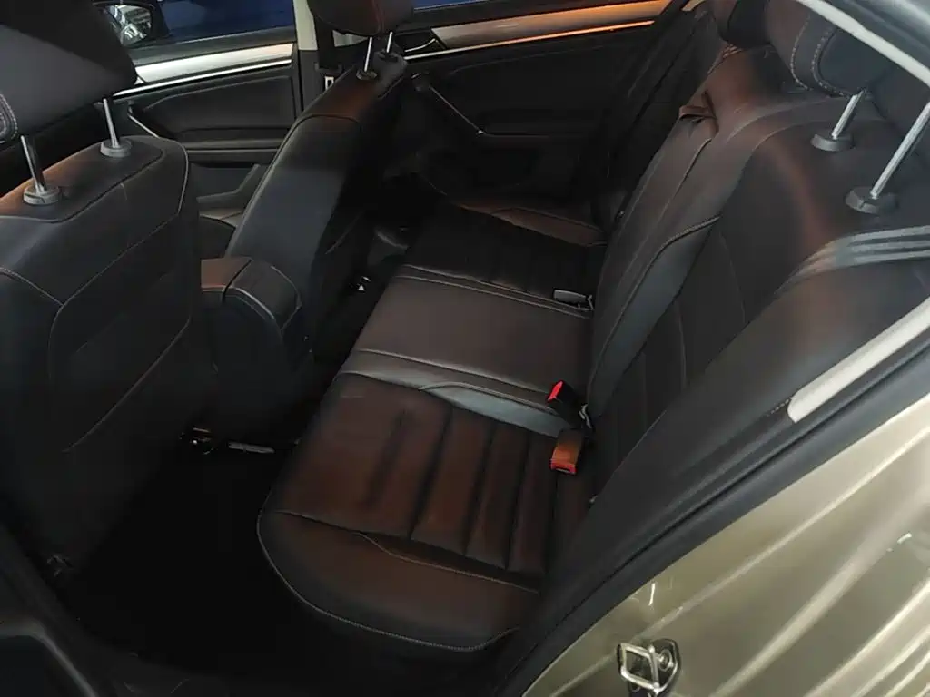 Volkswagen Bora — миниатюра 13