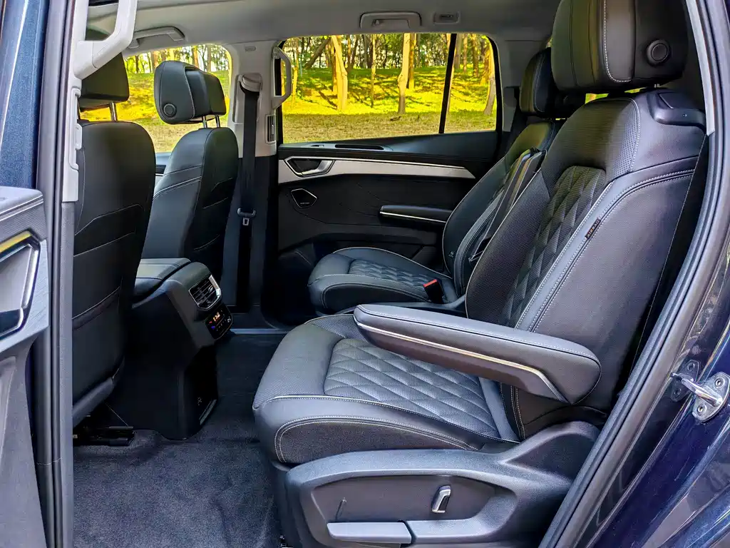 Volkswagen Talagon — миниатюра 6