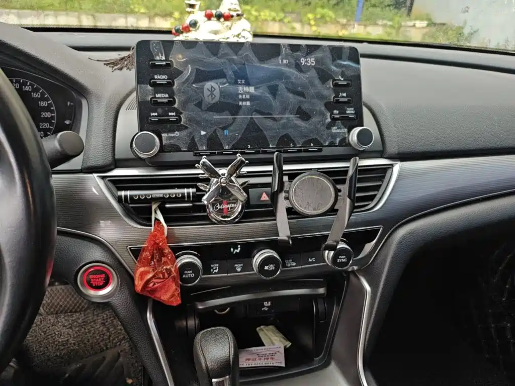 Honda Accord — миниатюра 9