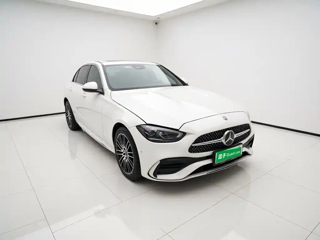 Mercedes-Benz C-Class — миниатюра 3