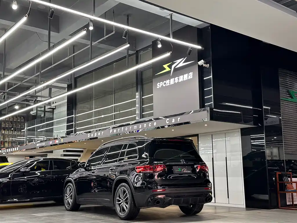 Mercedes-Benz GLB AMG AMG GLB 35 4MATIC, фото 16