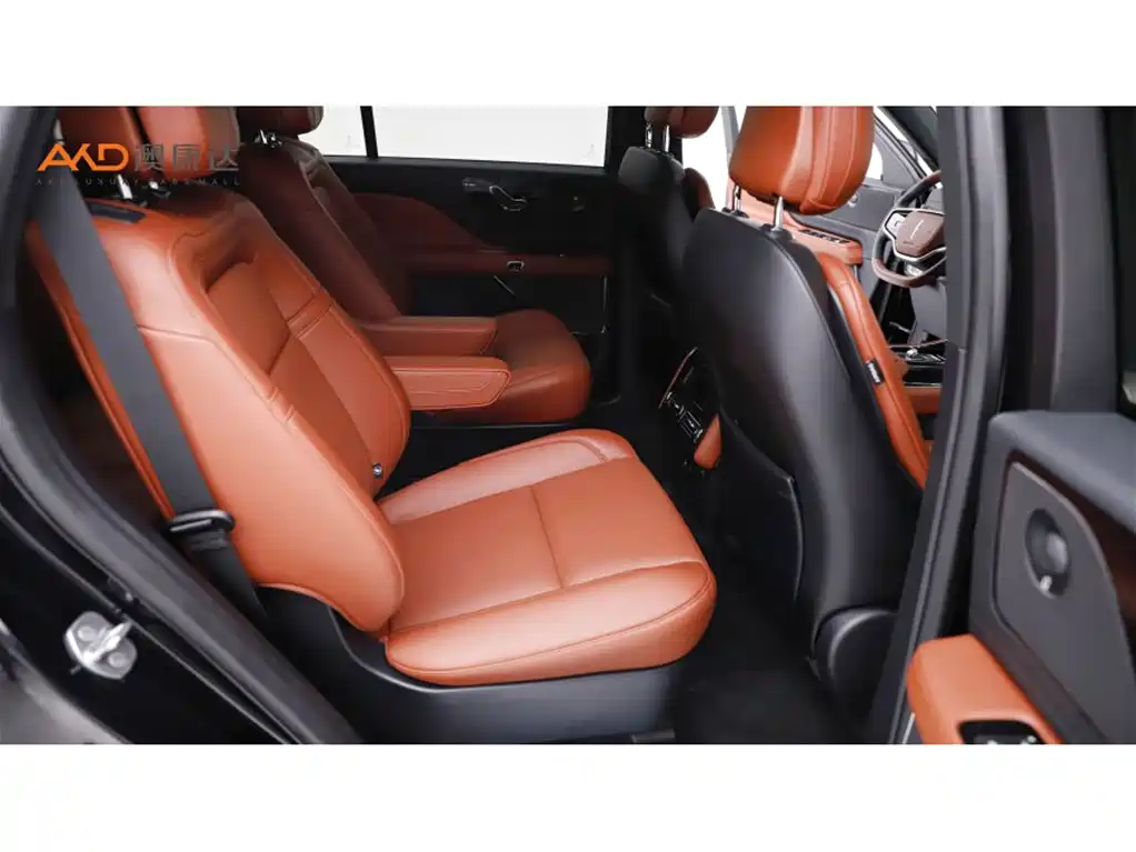 Lincoln Aviator — миниатюра 8
