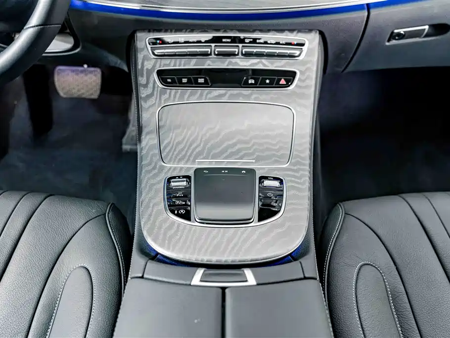 Mercedes-Benz CLS — миниатюра 14