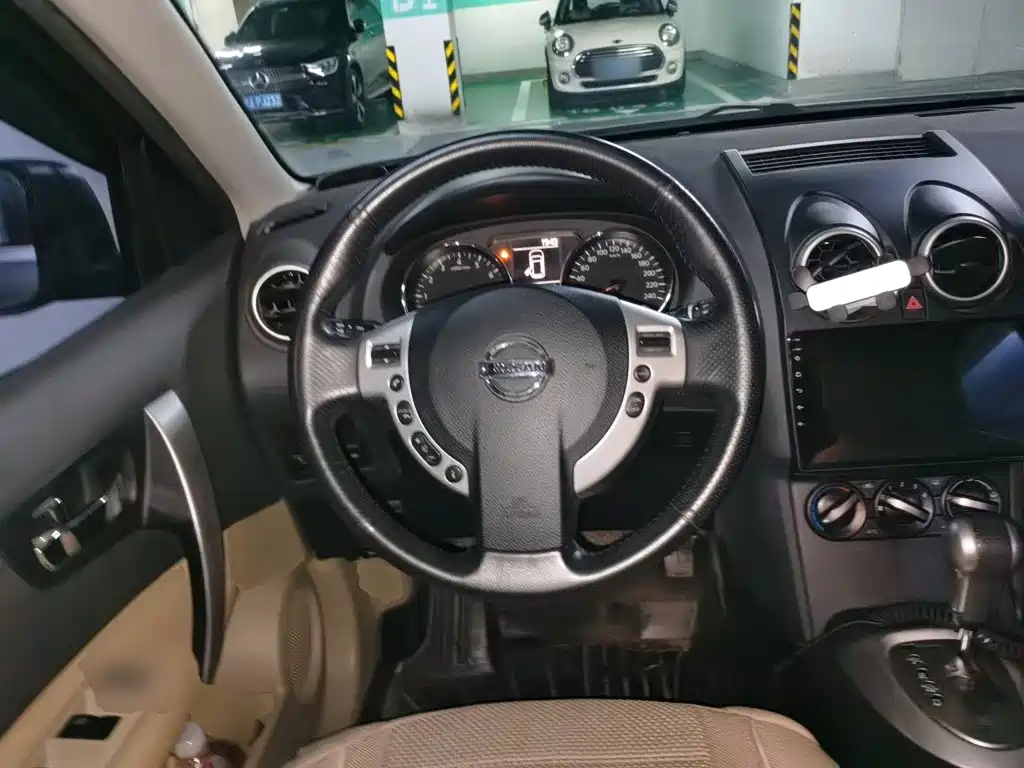 Nissan Qashqai — миниатюра 3