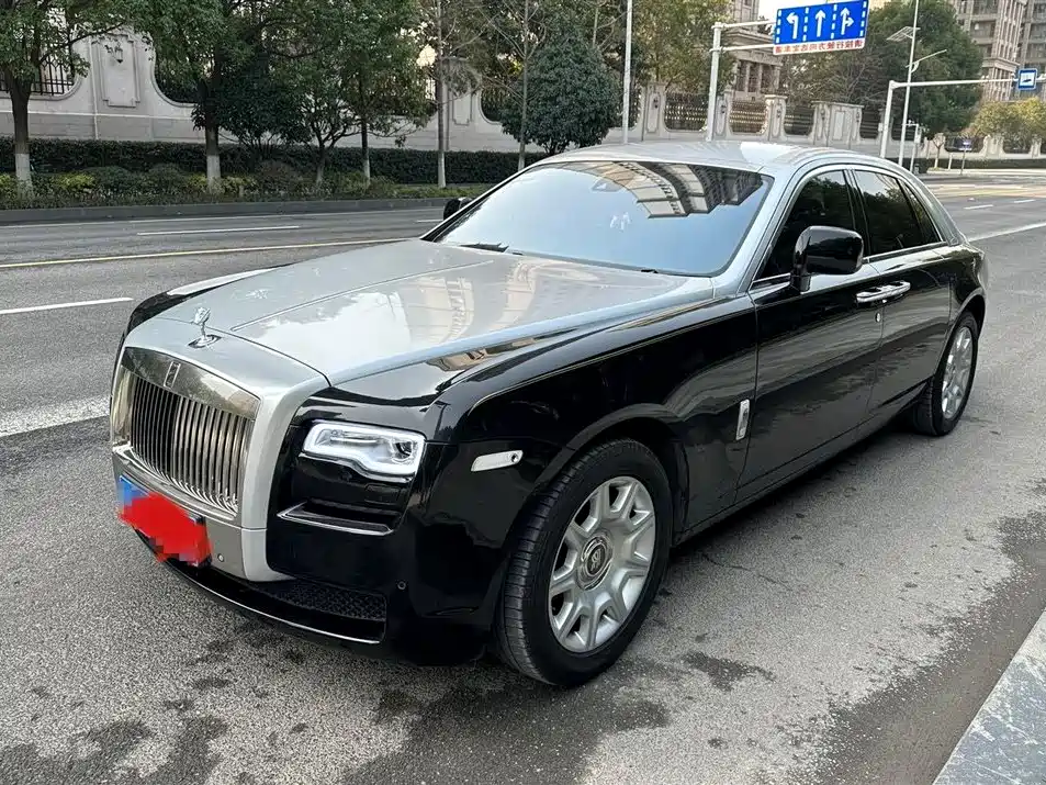 Rolls-Royce Ghost 2011
