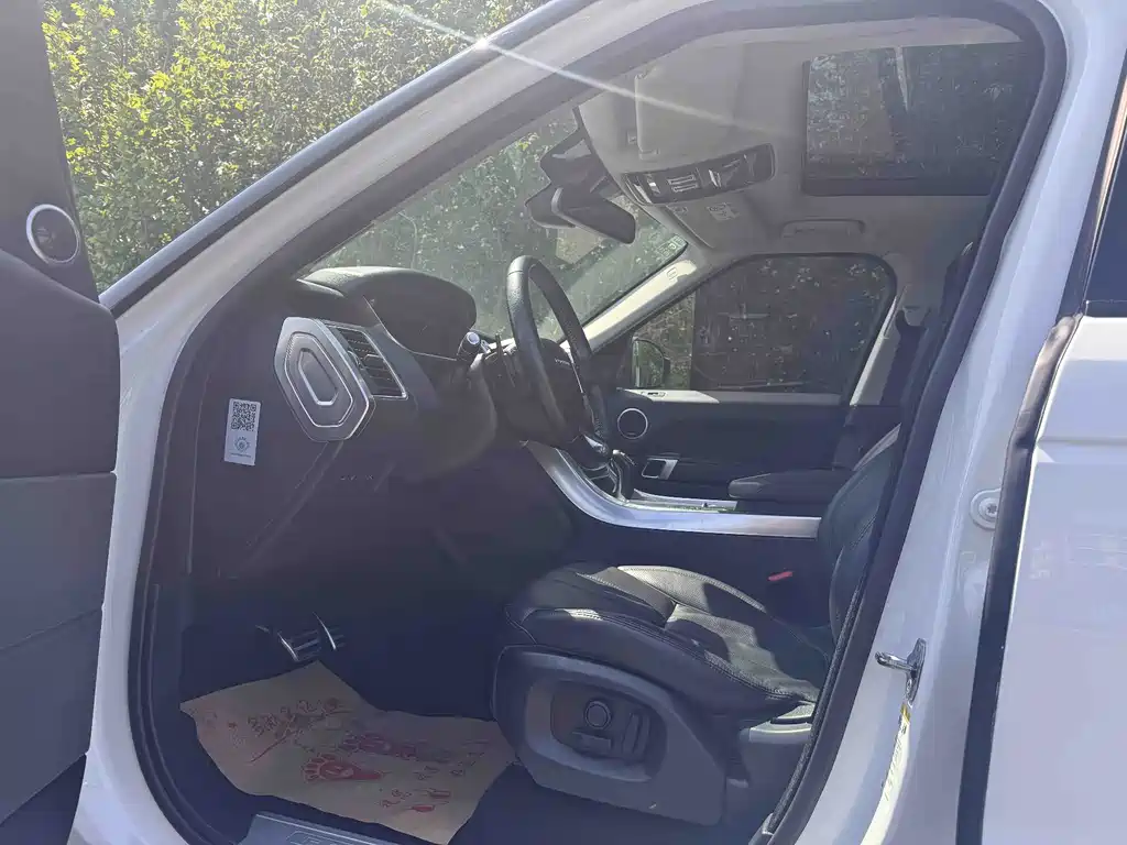 Land Rover Sport — миниатюра 14