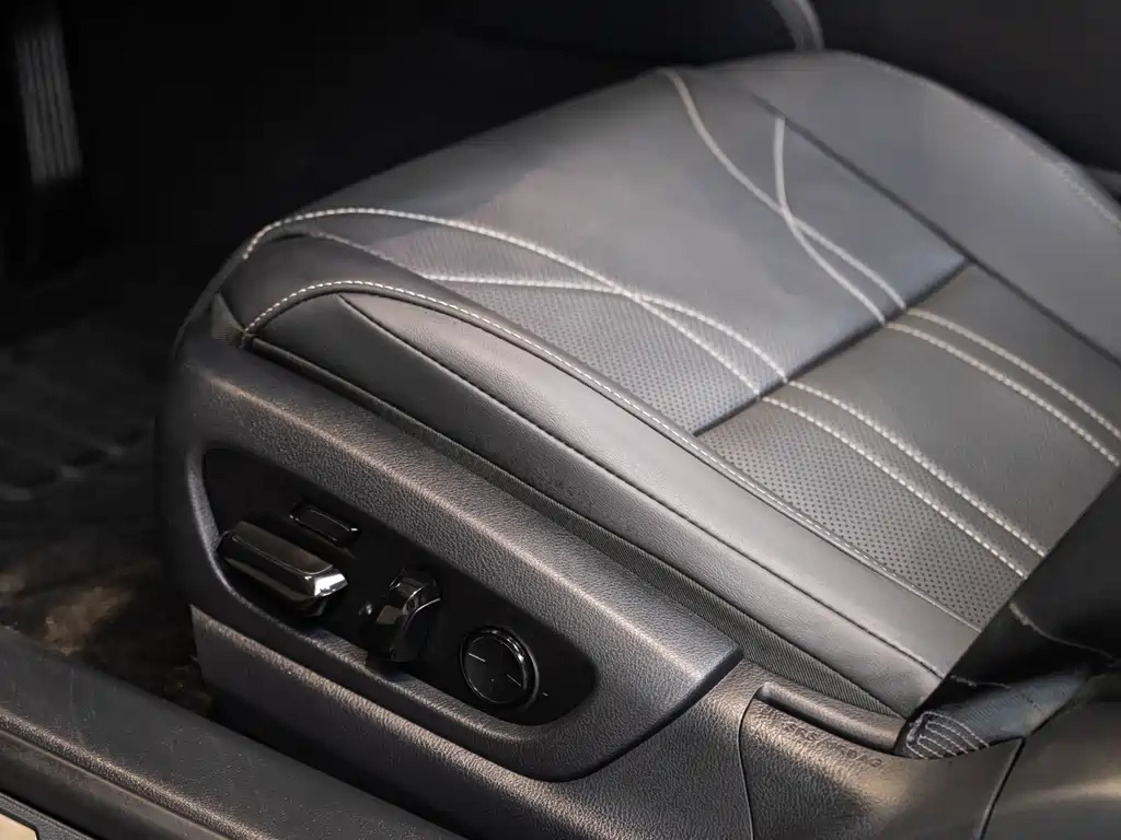 Lexus ES — миниатюра 22