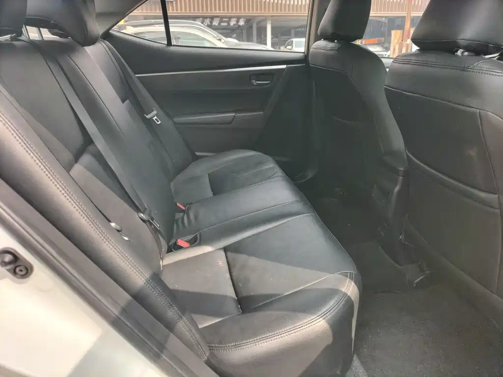 Toyota Corolla — миниатюра 8