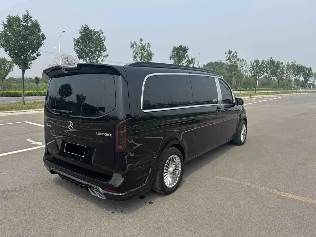 Mercedes-Benz Vito — миниатюра 6