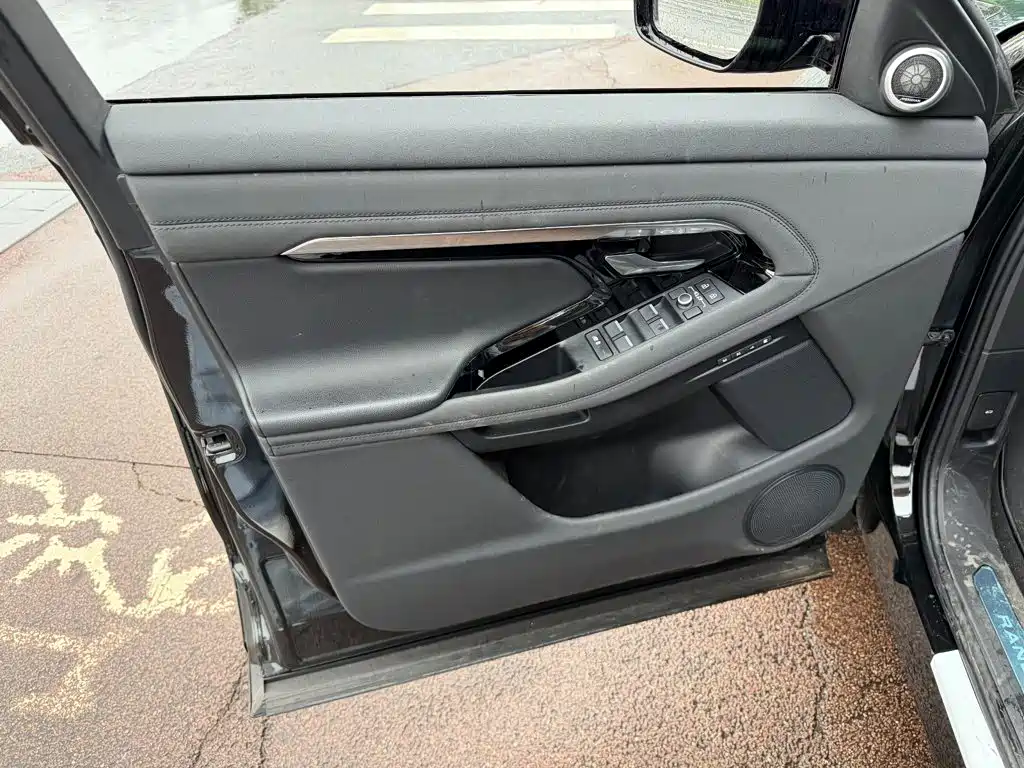 Land Rover Evoque — миниатюра 6