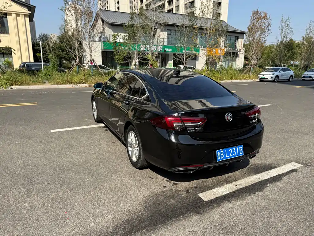 Buick Regal — миниатюра 7