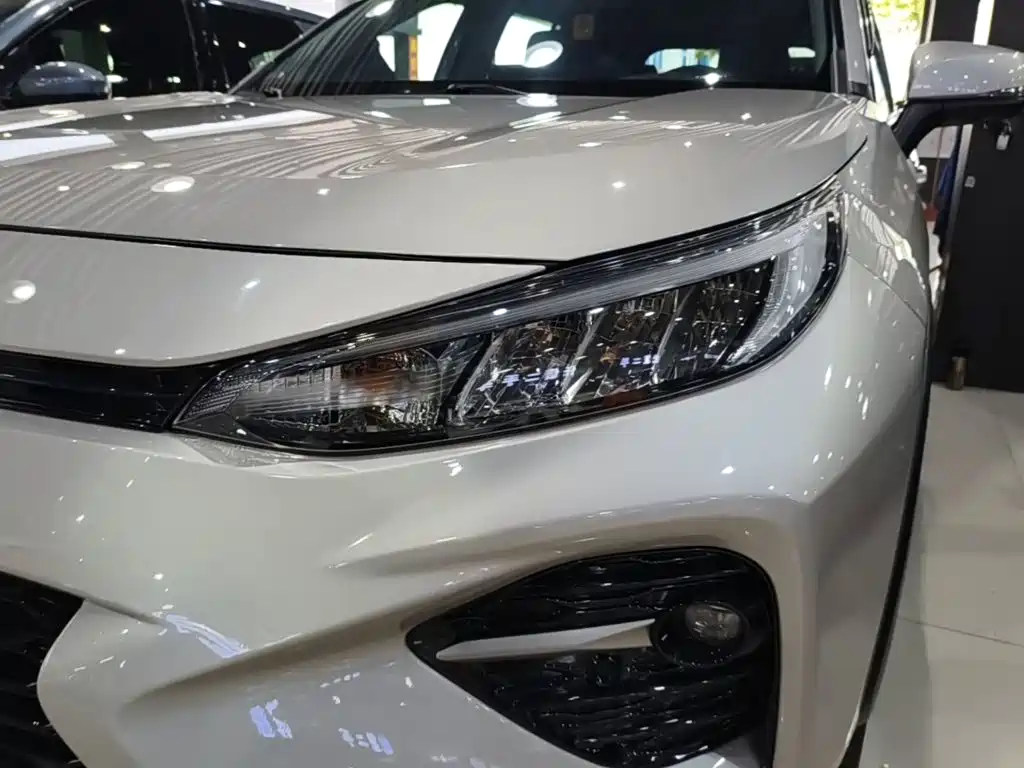 Toyota Wildlander — миниатюра 24