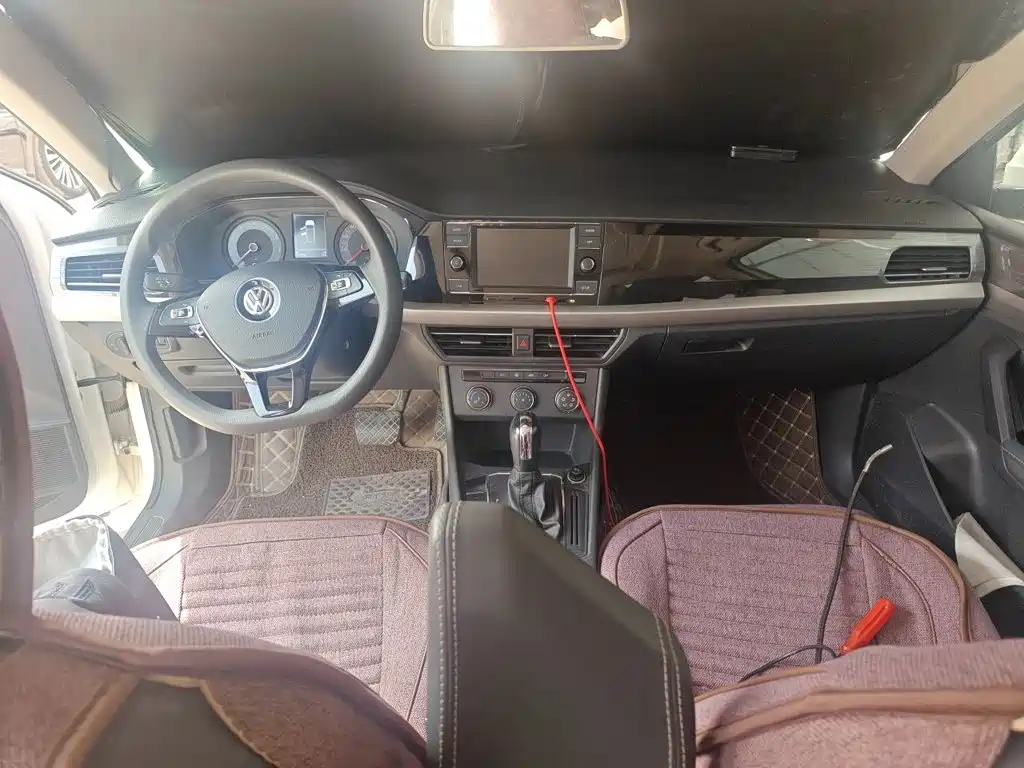 Volkswagen Lavida — миниатюра 5