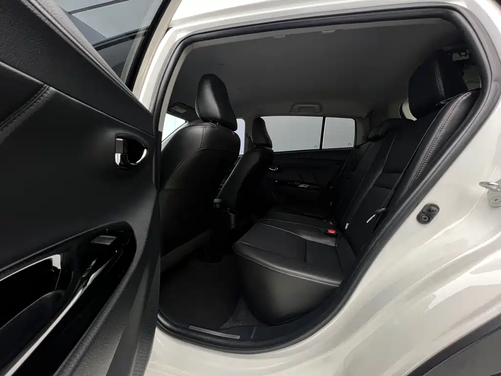 TOYOTA YARIS L ZHIXUAN