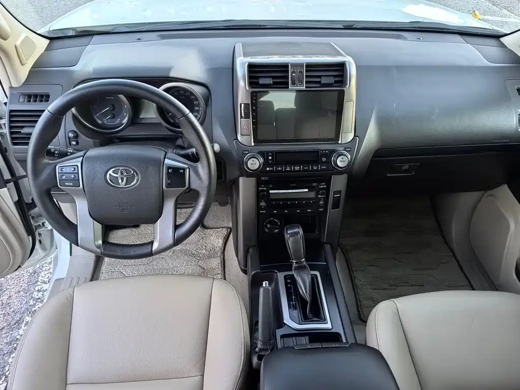 Toyota Prado (Import) — миниатюра 11