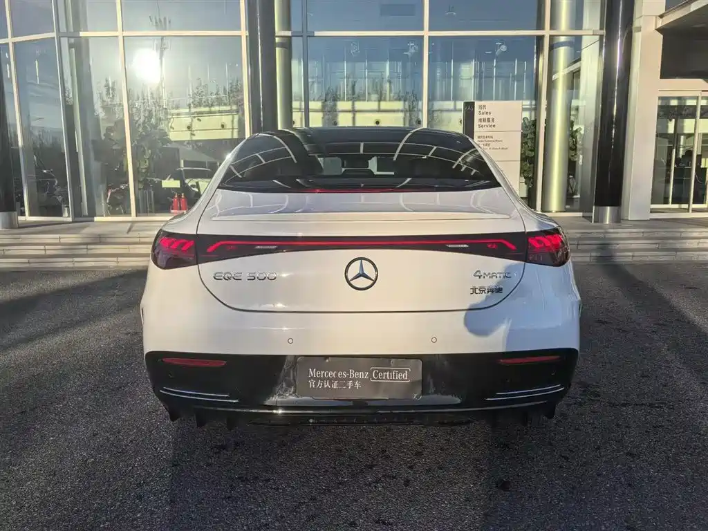 Mercedes-Benz EQE 2025 500 4MATIC