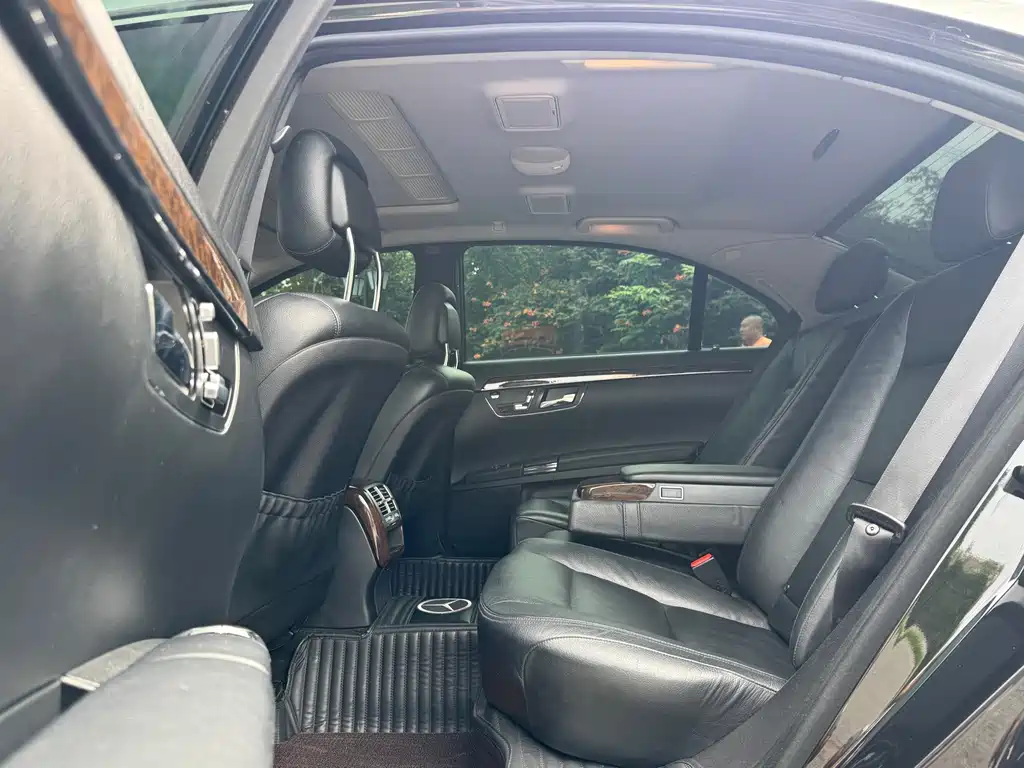 Mercedes-Benz S-Class — миниатюра 9