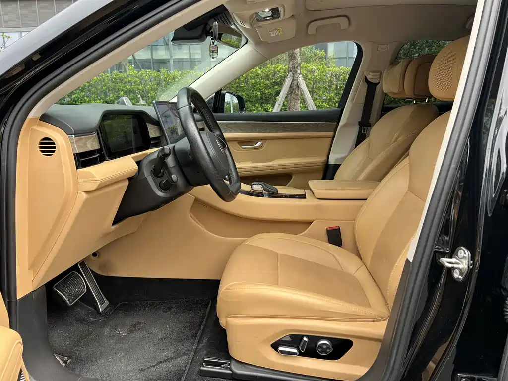 AITO Wenjie AITO M5 — миниатюра 4