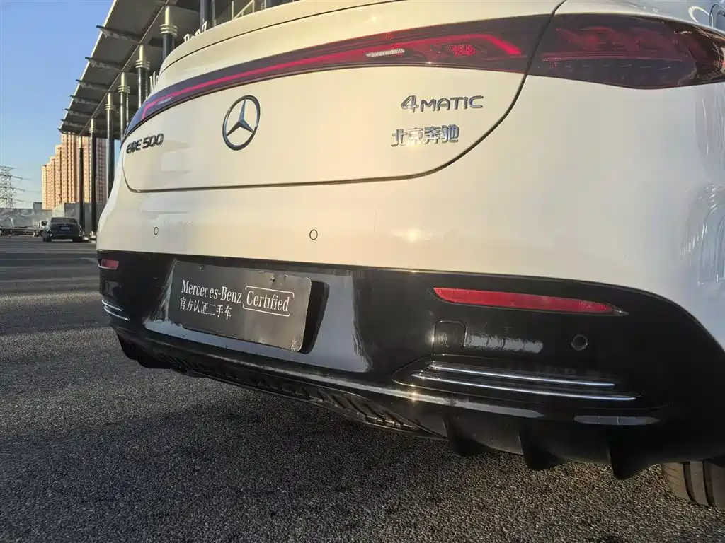 Mercedes-Benz EQE 2025 500 4MATIC