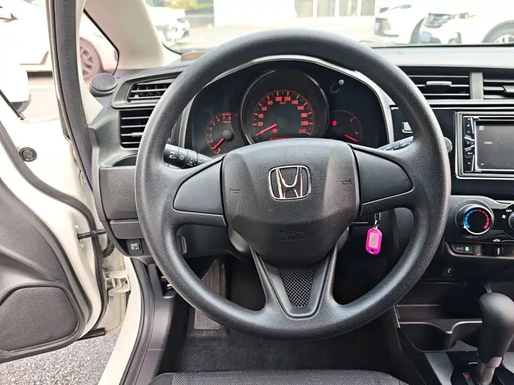 Honda Fit — миниатюра 13