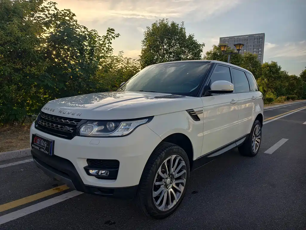 Land Rover Sport