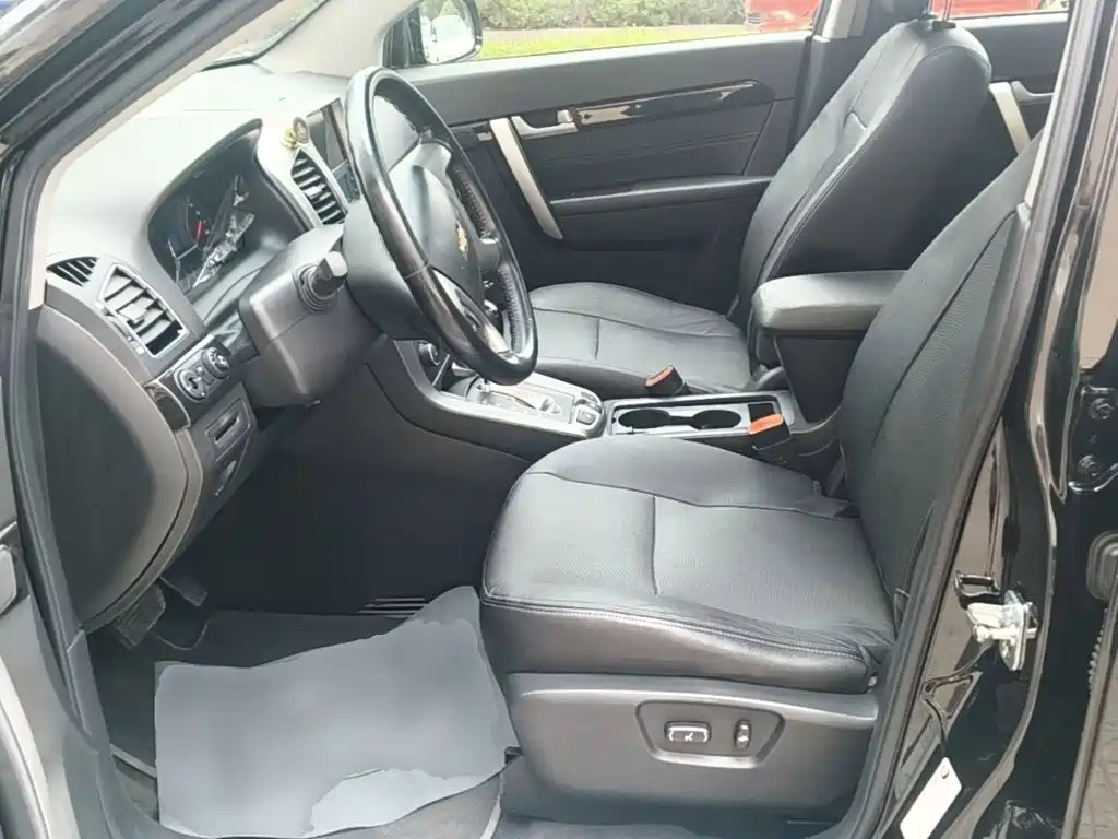 Chevrolet Captiva — миниатюра 15