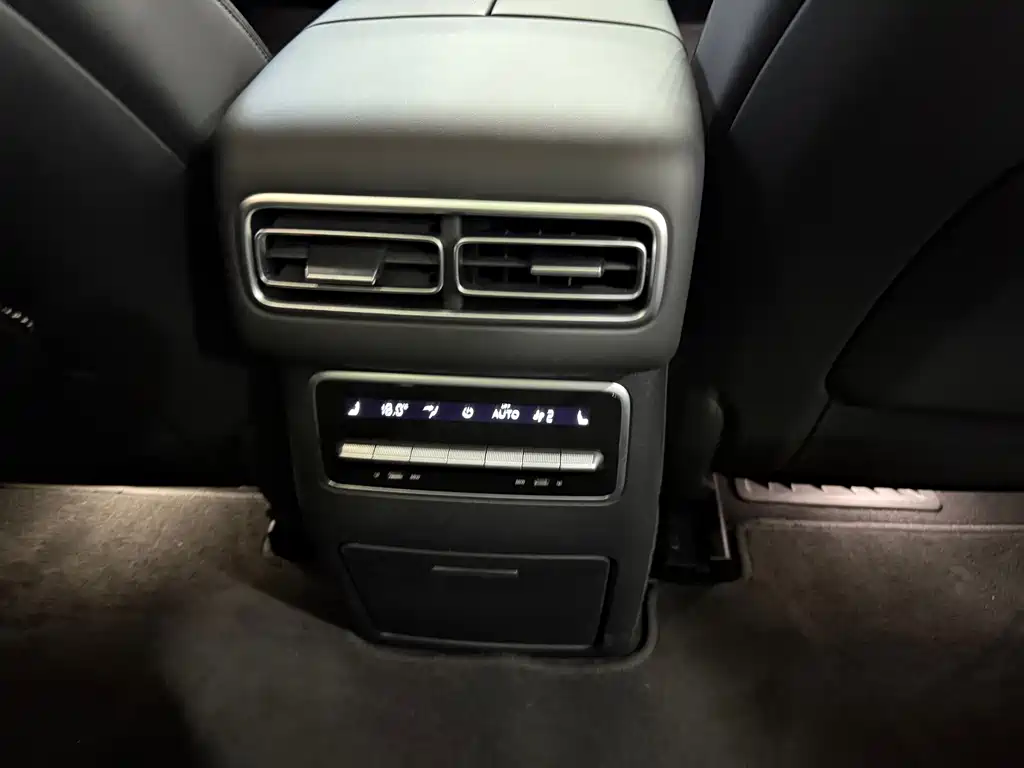 Li Auto Li L7 — миниатюра 14