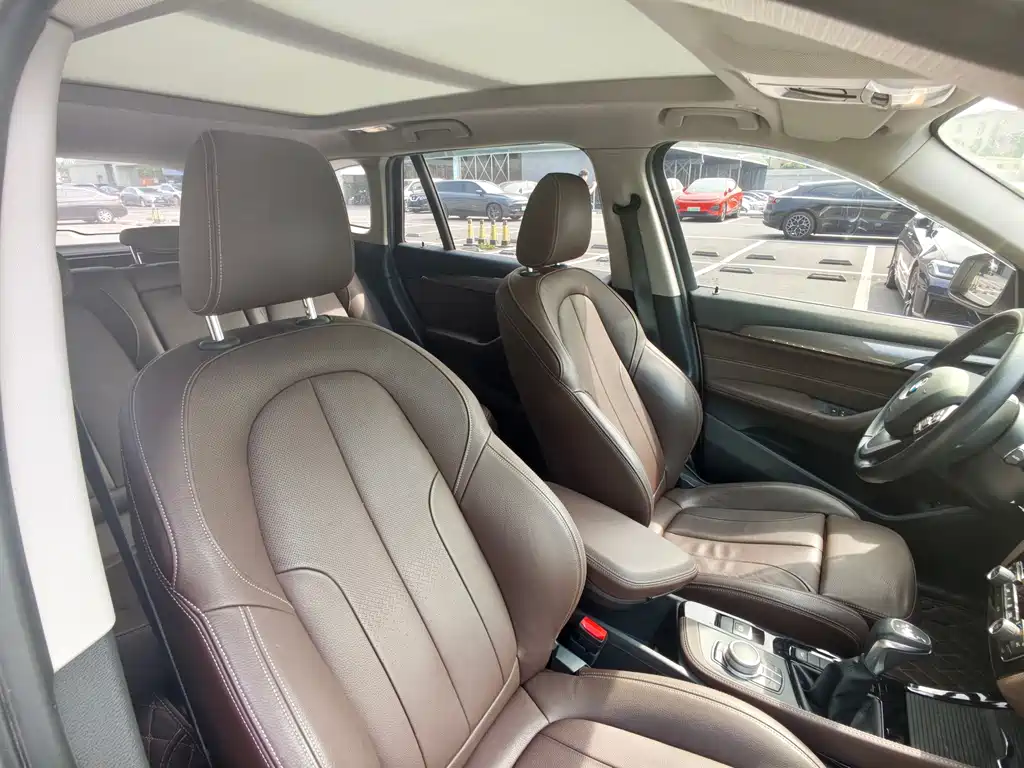 BMW X1 — миниатюра 11