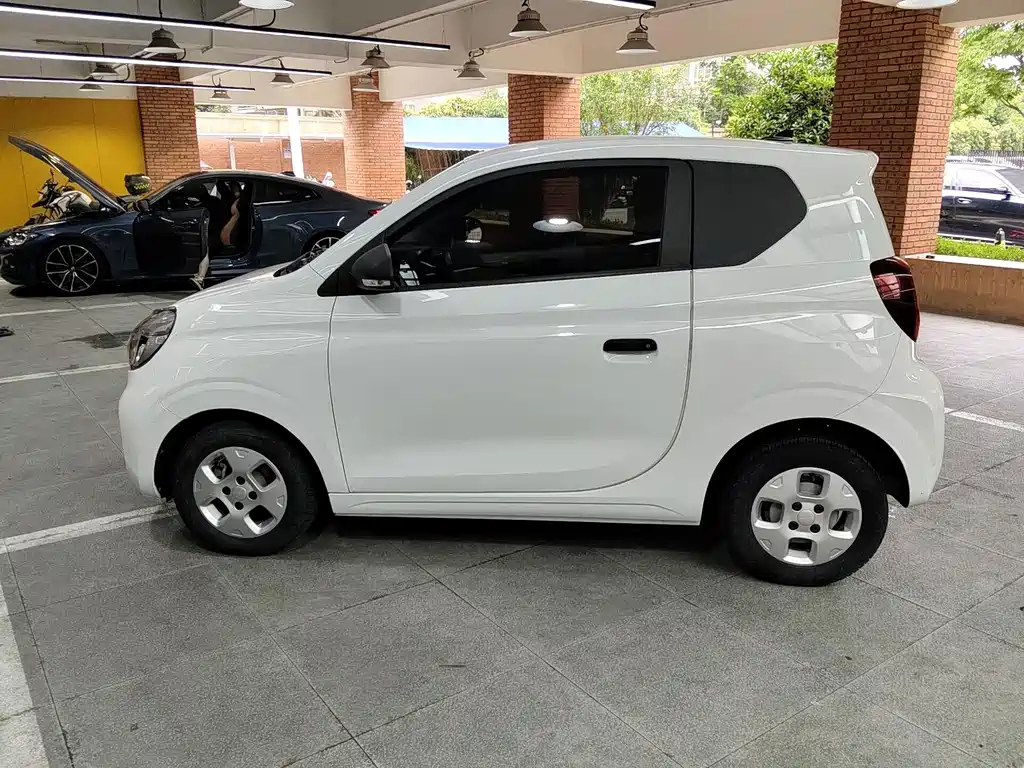 Roewe Clever — миниатюра 2