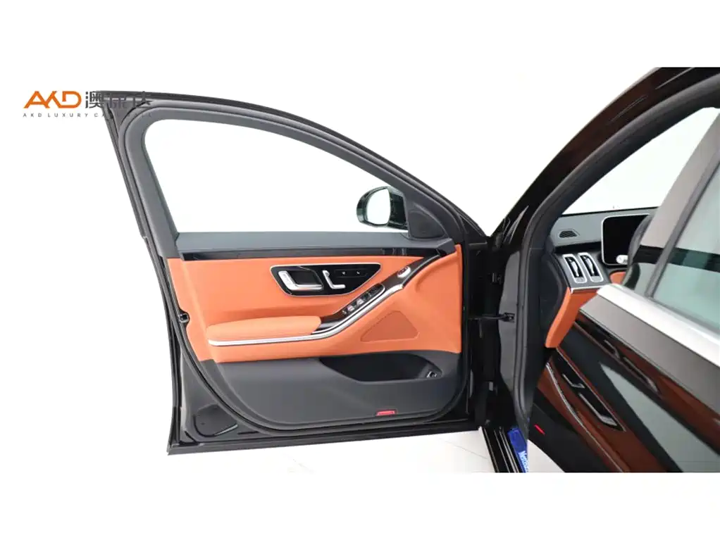 Mercedes-Benz S-Class — миниатюра 10
