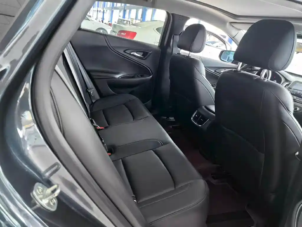 Chevrolet Malibu XL — миниатюра 5