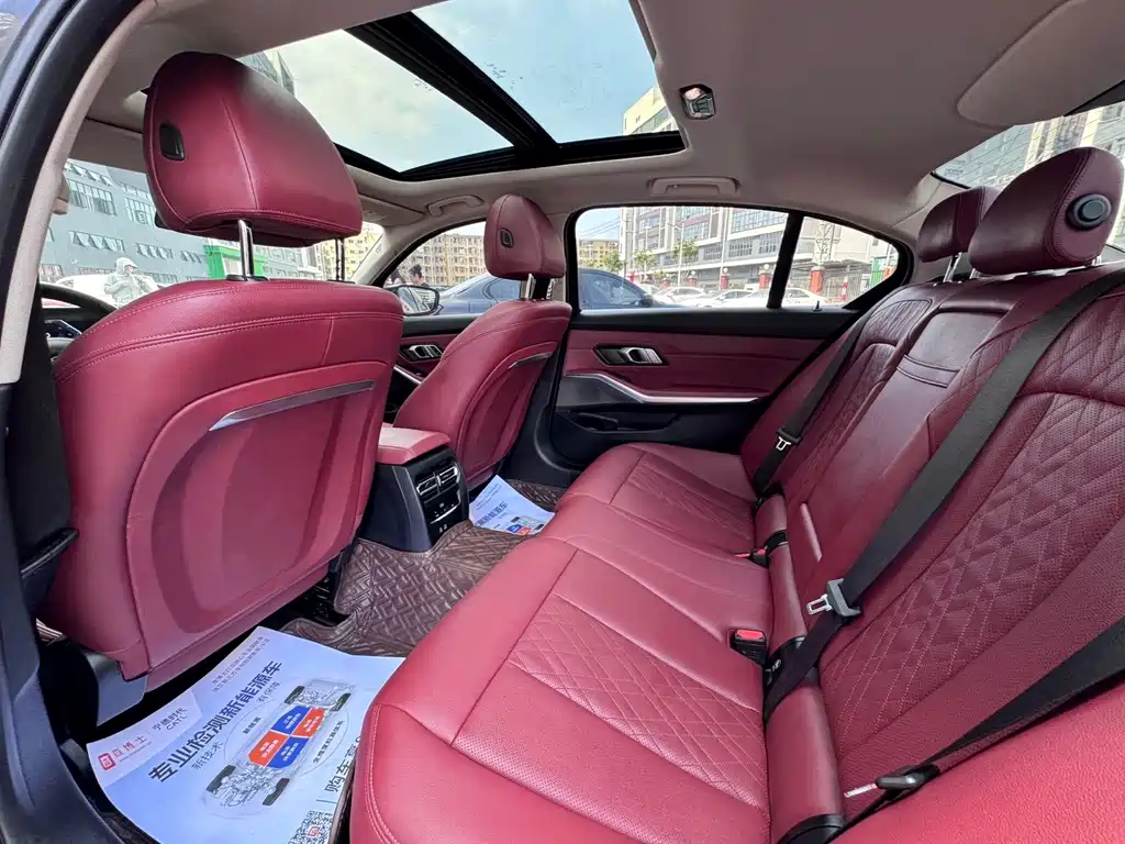 BMW 3 Series — миниатюра 12