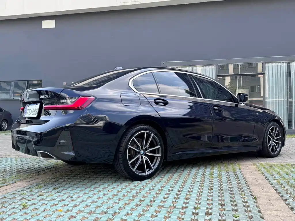 BMW 3 Series — миниатюра 7