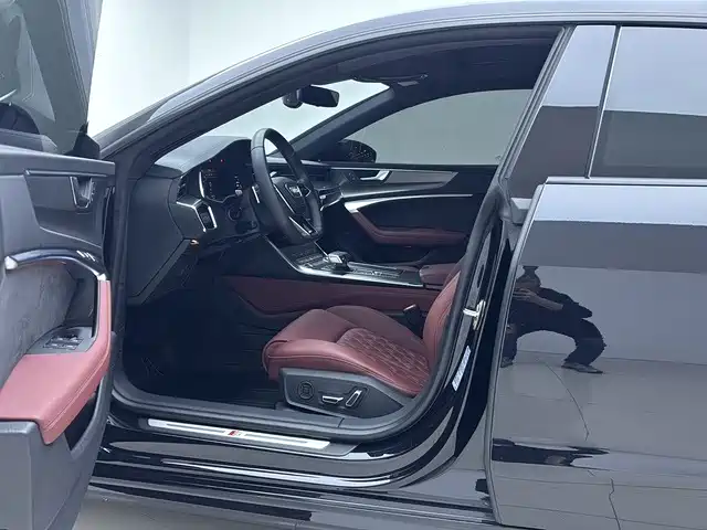 Audi A7L — миниатюра 7