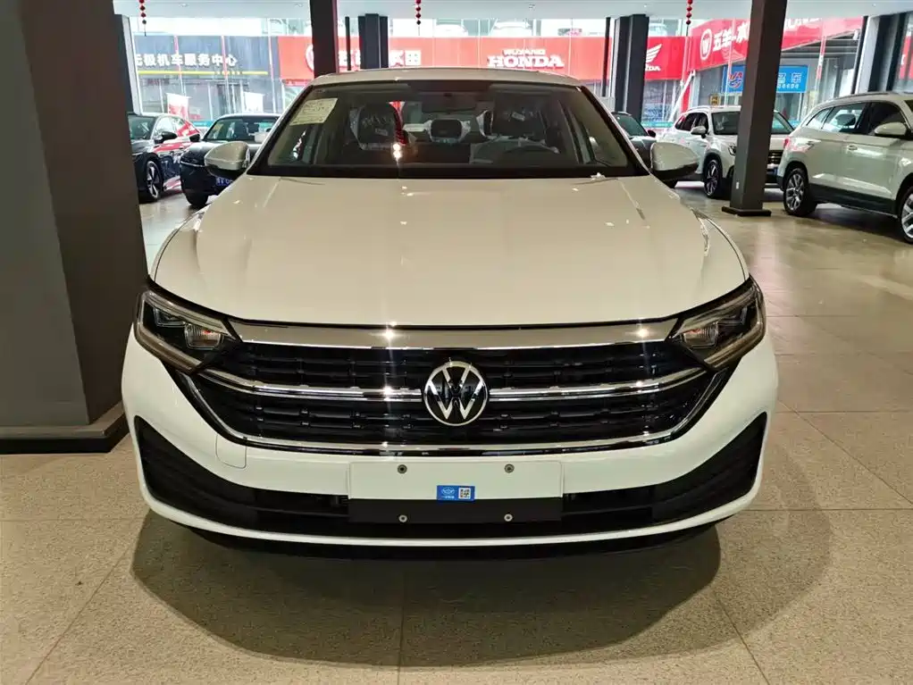 Volkswagen Sagitar 2026 3000 300TSI DSG