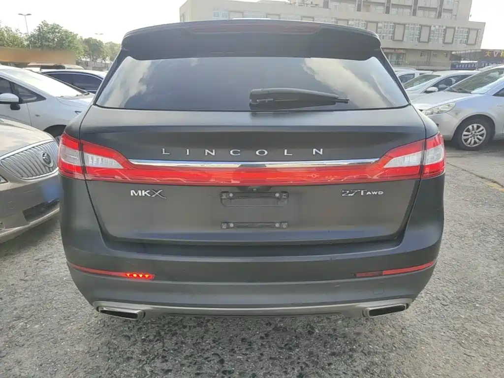Lincoln MKX — миниатюра 6