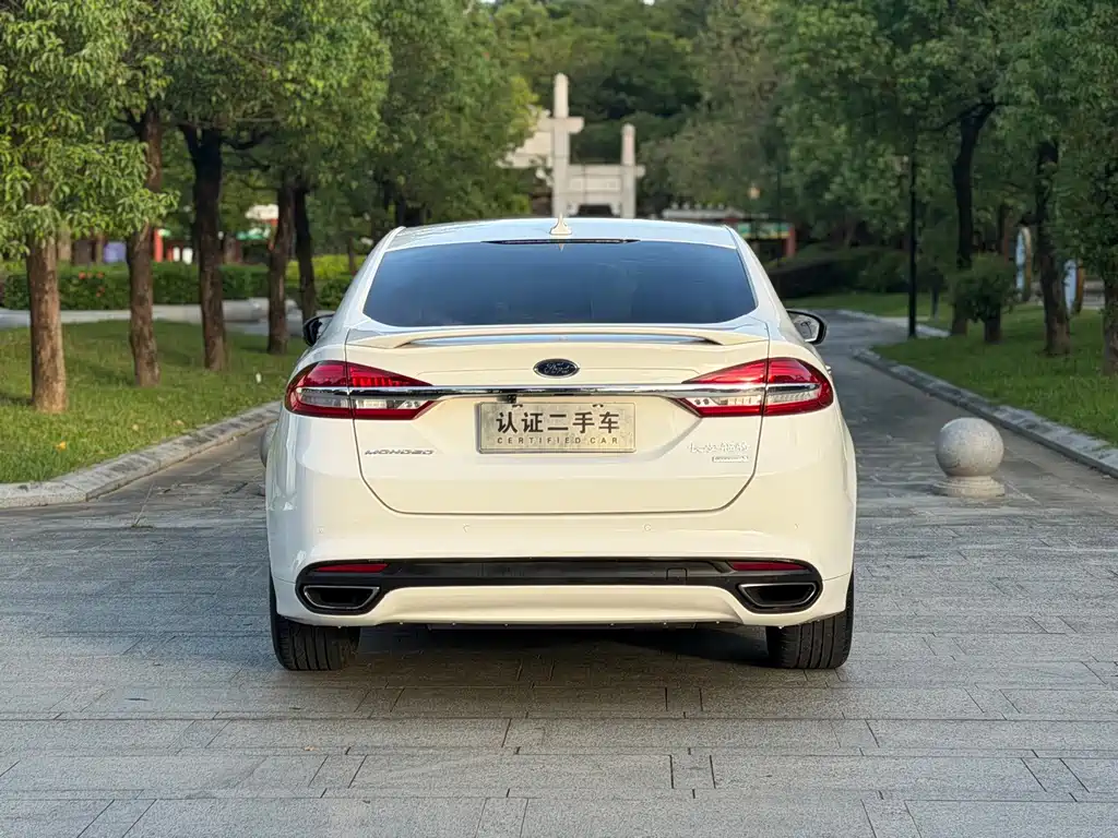 Ford Mondeo — миниатюра 5