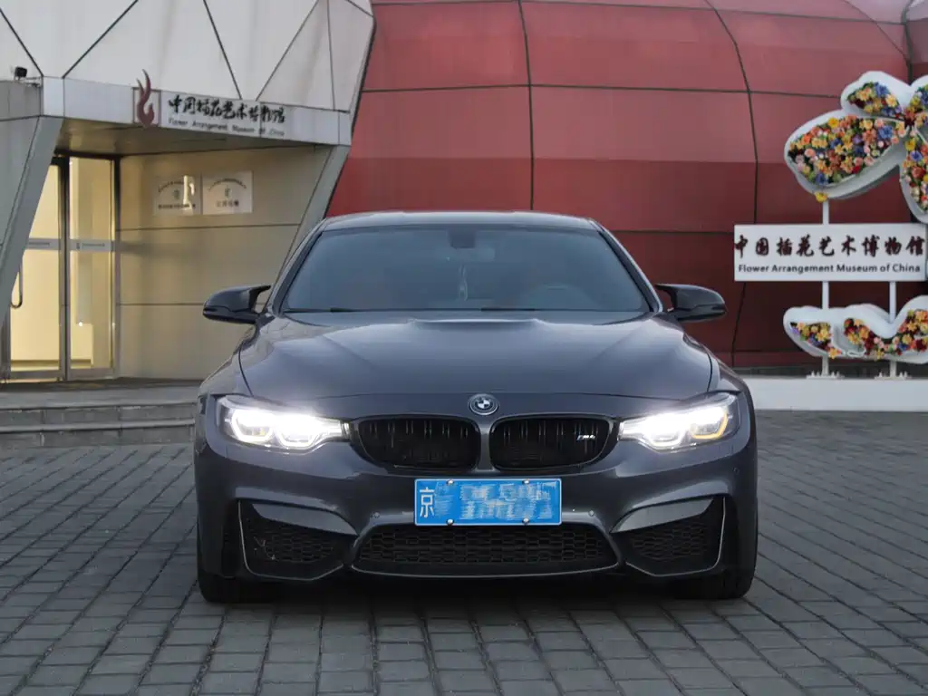 BMW M4 — миниатюра 2