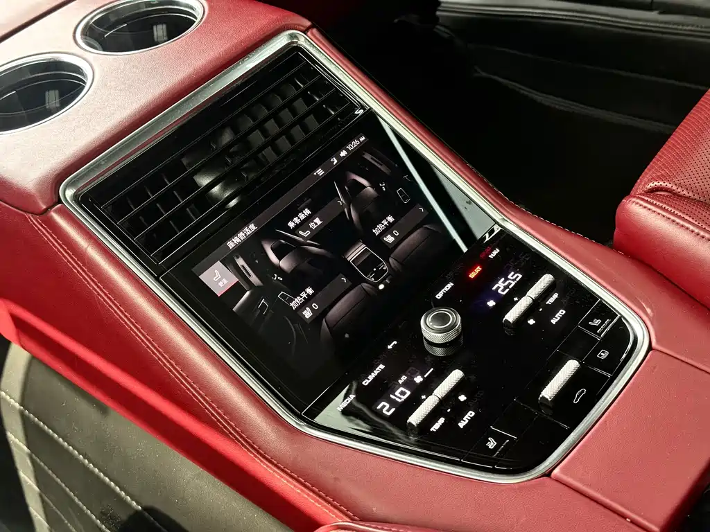 Porsche Panamera — миниатюра 14