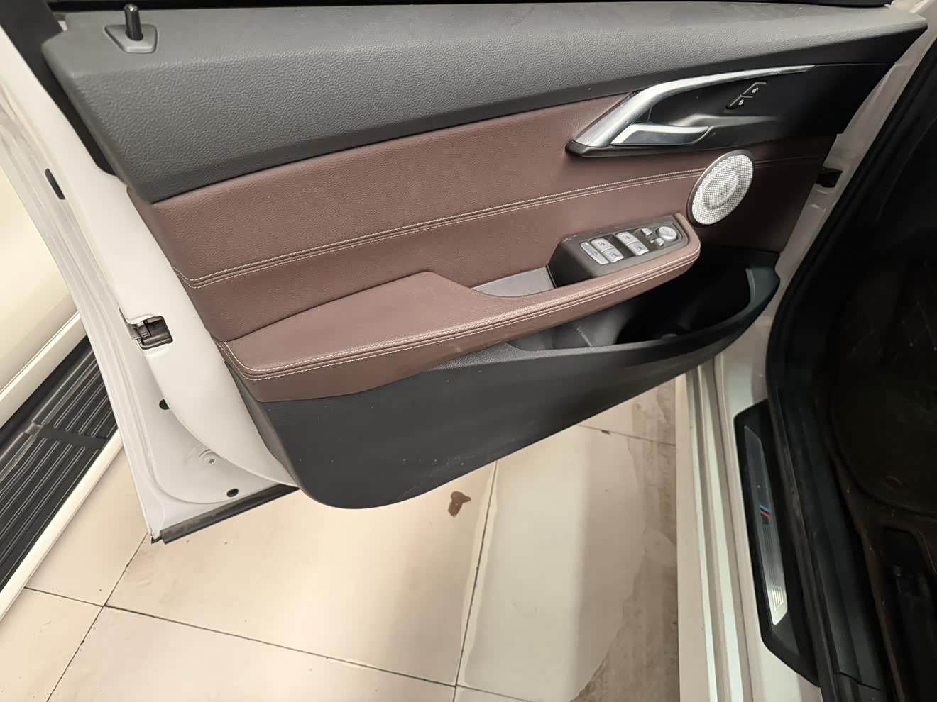 BMW 1 Series 1.5 л 2021 г. Белый, пробег 34000 км