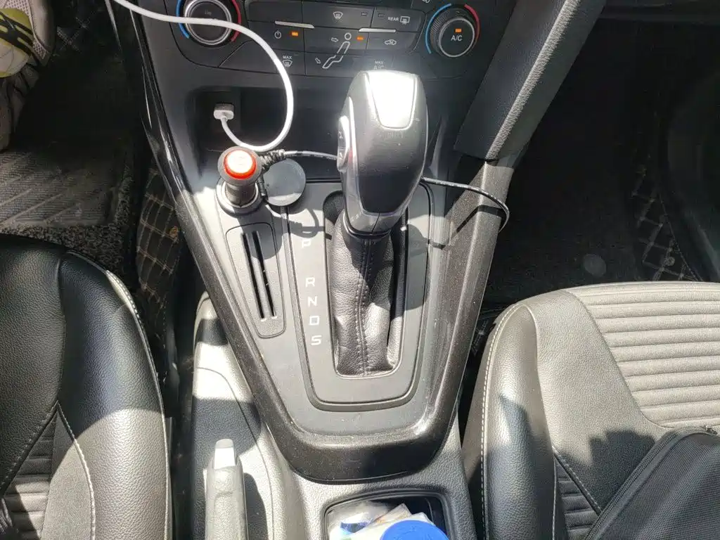 Ford Focus — миниатюра 10