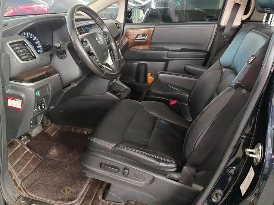 Honda Odyssey — миниатюра 9