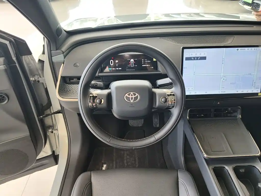Toyota bZ3X — миниатюра 11