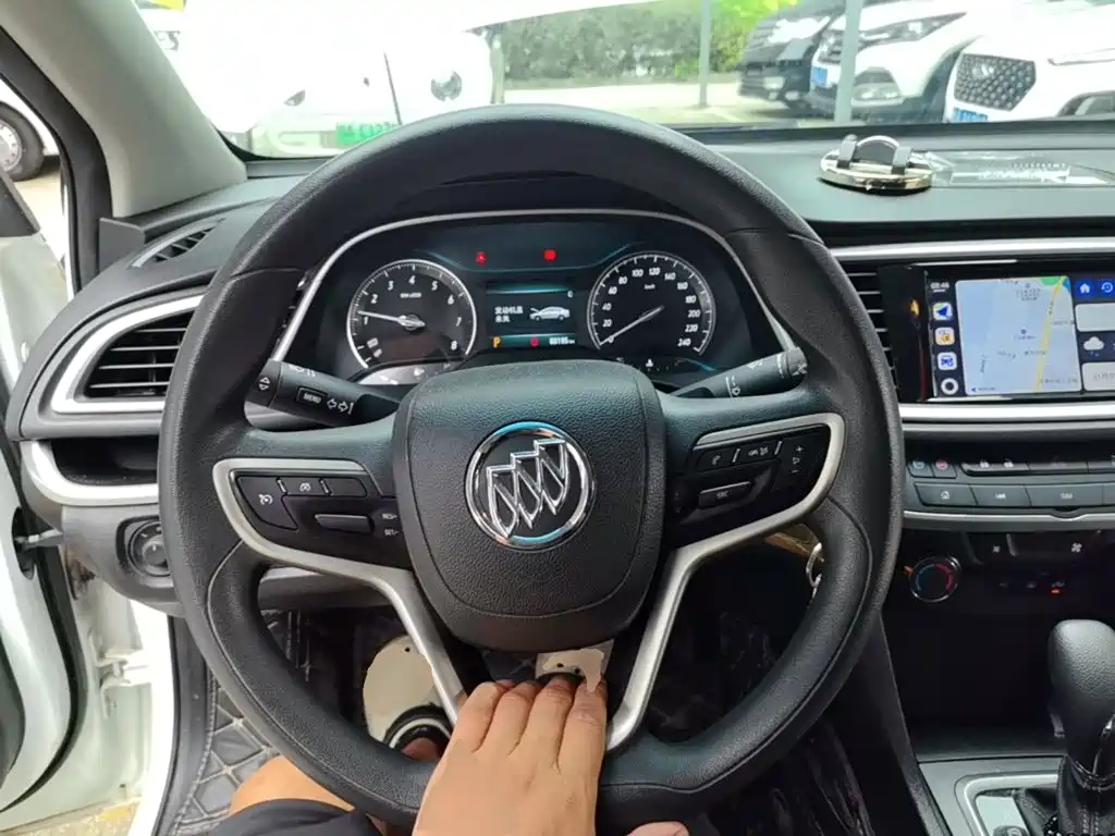 Buick Excelle — миниатюра 11