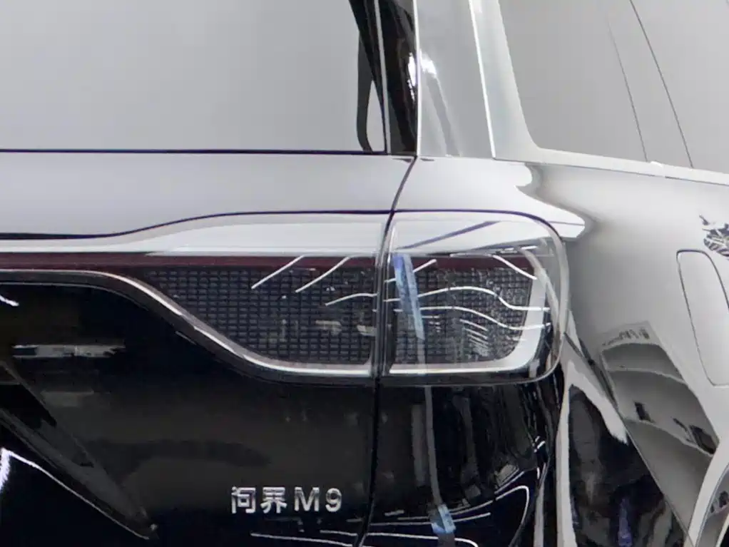 AITO AITO M9 — миниатюра 6